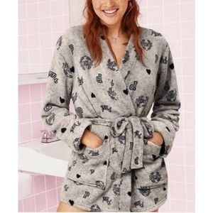 Victoria's Secret PINK Plush Teddy Bath Robe Relaxed Fit Grey Size Medium/Large